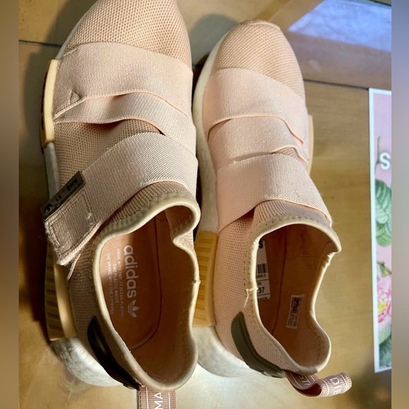 Adidas Women's NMD R1 Strap Halo Blush Cloud womens size 7.5 NEW with tag - Picture 6 of 7